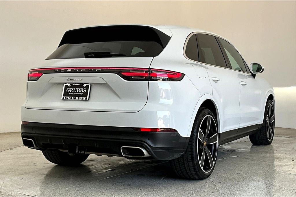 2023 Porsche Cayenne Base