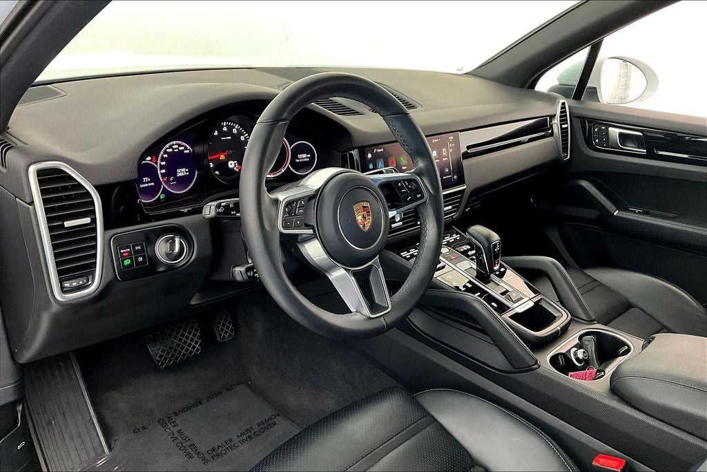 2023 Porsche Cayenne Base