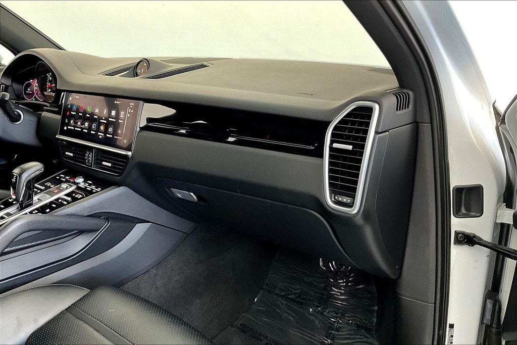 2023 Porsche Cayenne Base
