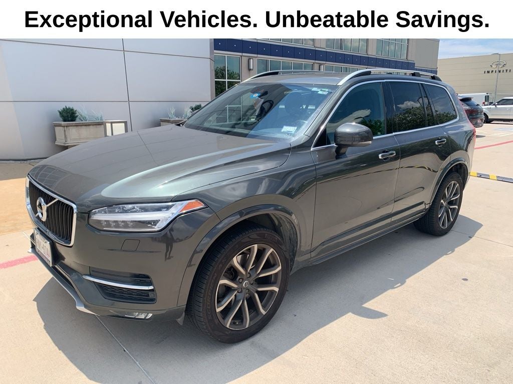 2018 Volvo XC90 T6 AWD Momentum's photo