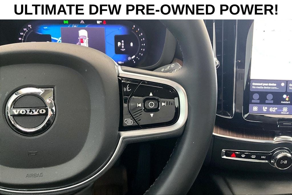 2023 Volvo XC60 B5 Plus Bright Theme