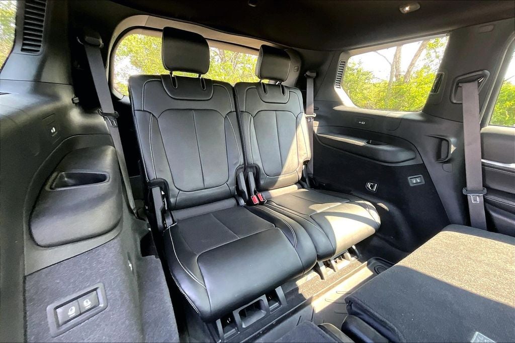 2022 Jeep Grand Cherokee L Overland