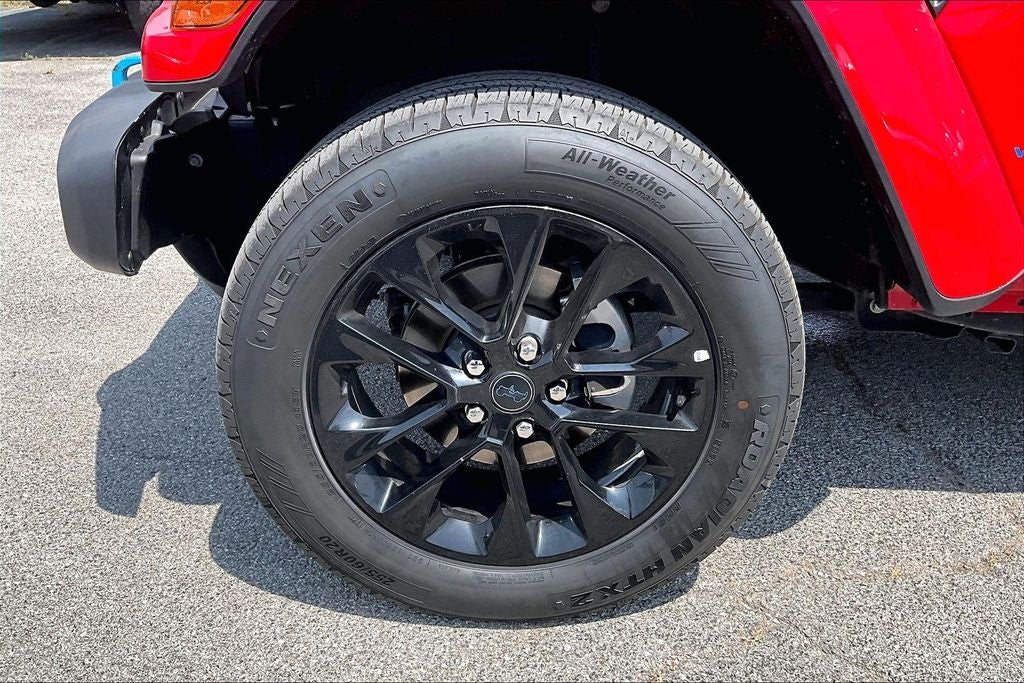2024 Jeep Wrangler Sahara 4xe