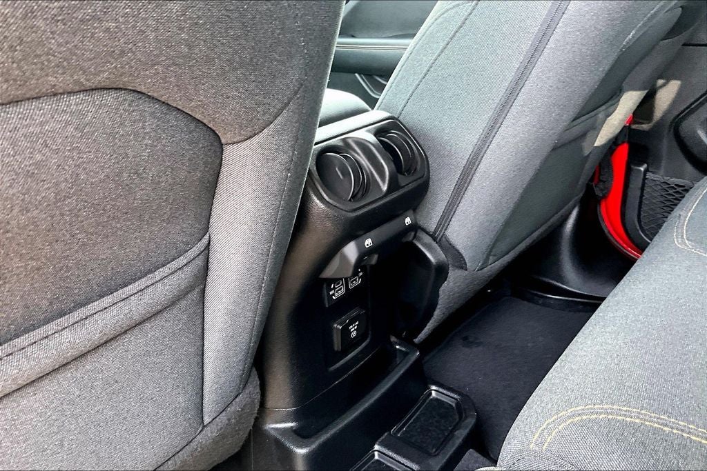 2024 Jeep Wrangler Sahara 4xe