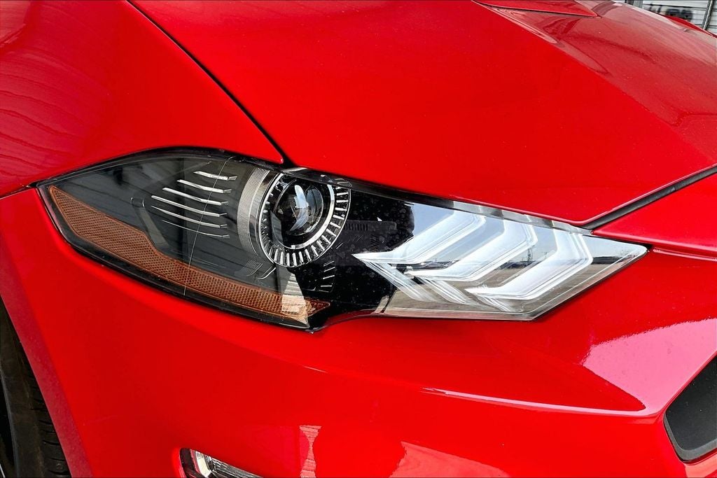2022 Ford Mustang EcoBoost Premium