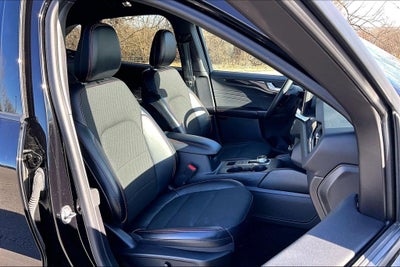 2023 Ford Escape ST-Line Select