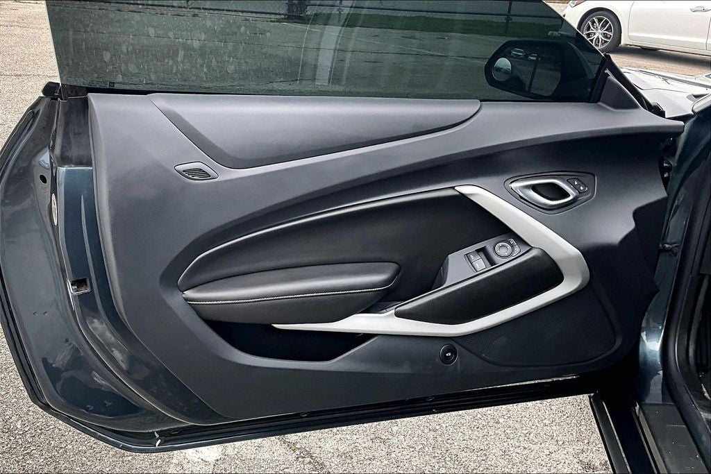 2023 Chevrolet Camaro LT1