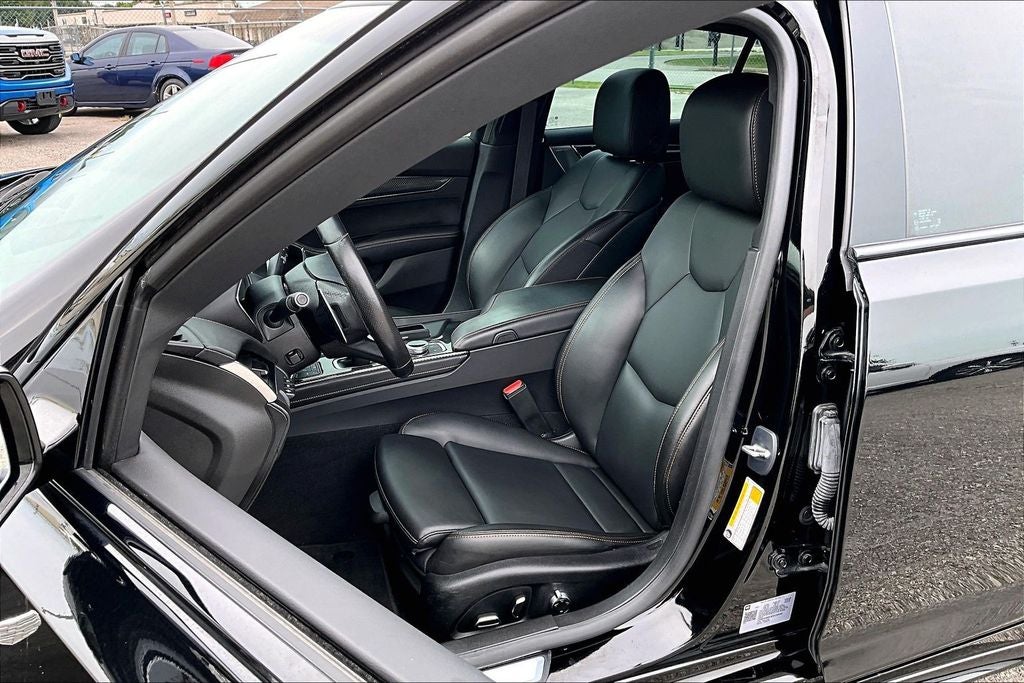 2023 Cadillac CT5 Sport