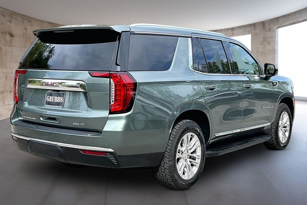2023 GMC Yukon SLT