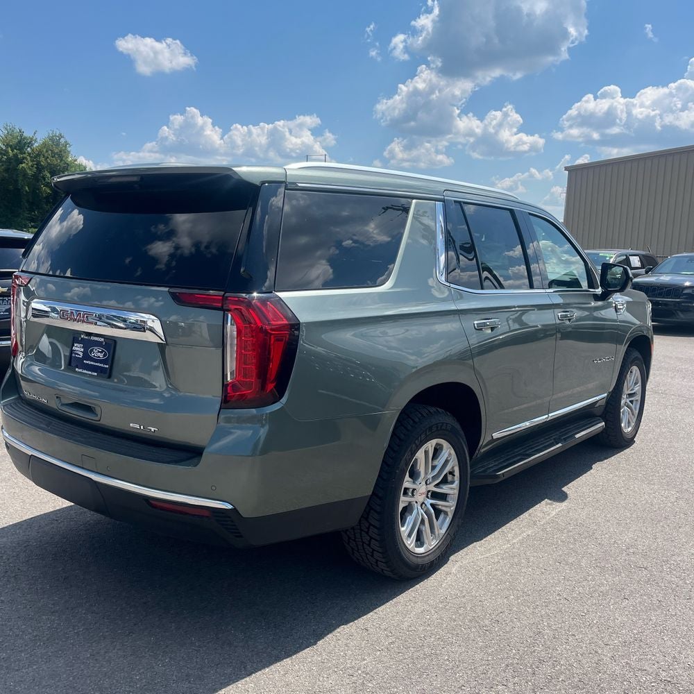2023 GMC Yukon SLT