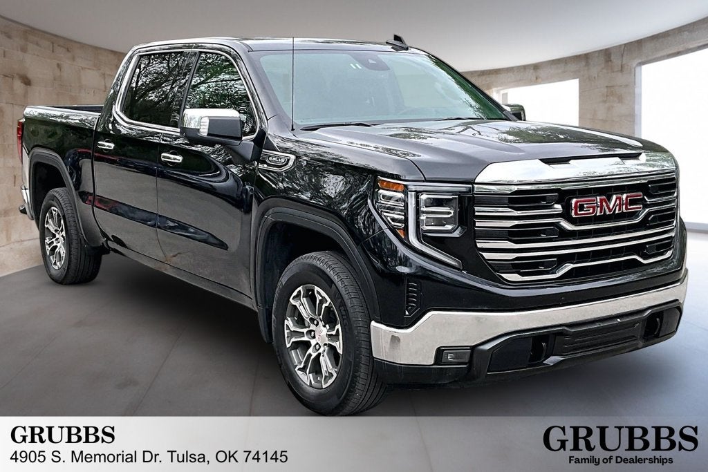 2025 GMC Sierra 1500 SLT