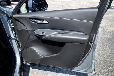 2025 Cadillac XT4 Premium Luxury