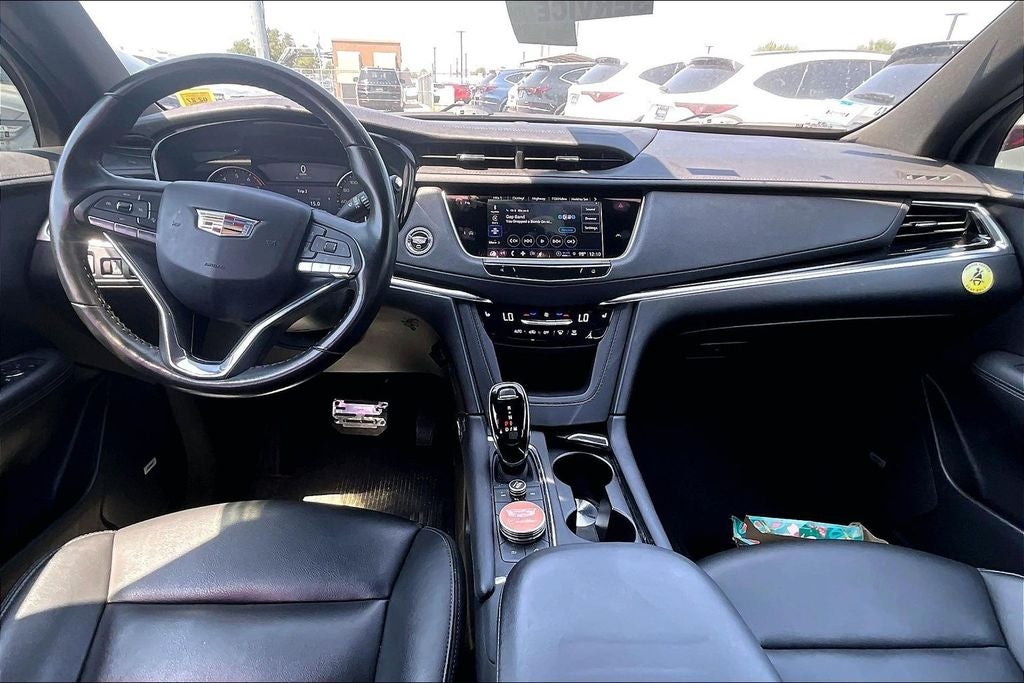 2023 Cadillac XT6 Luxury