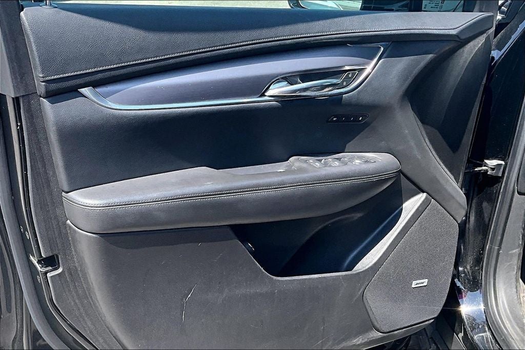 2023 Cadillac XT6 Luxury