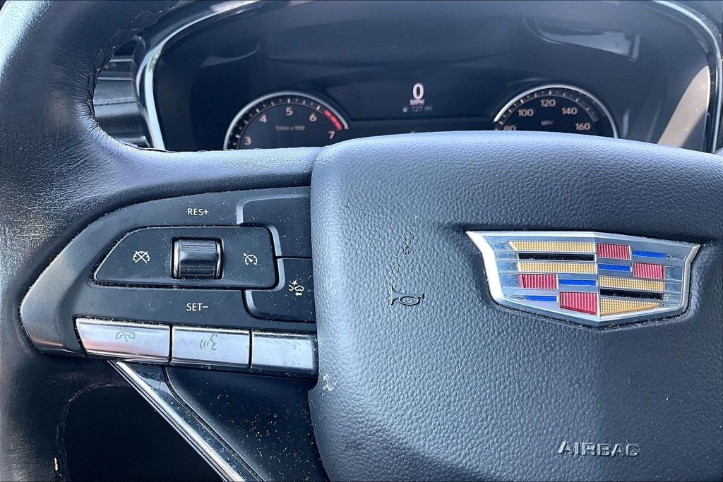 2023 Cadillac XT6 Luxury