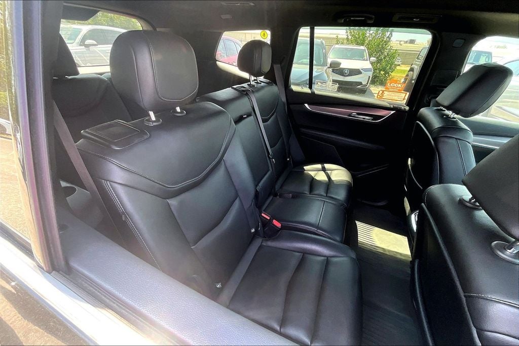 2023 Cadillac XT6 Luxury