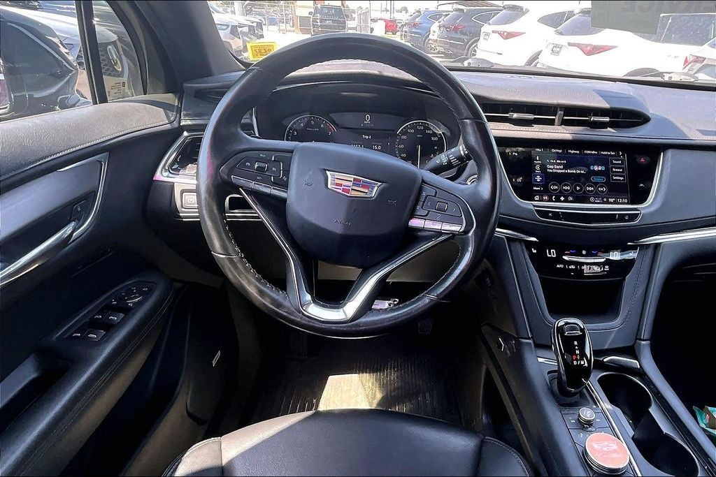 2023 Cadillac XT6 Luxury