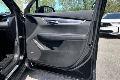 2025 Cadillac XT6 Luxury