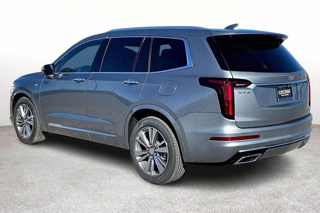 2025 Cadillac XT6 Premium Luxury