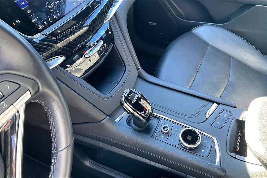 2025 Cadillac XT6 Premium Luxury