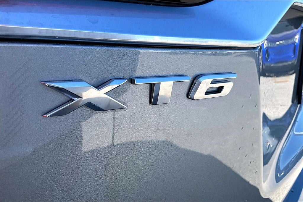 2025 Cadillac XT6 Premium Luxury