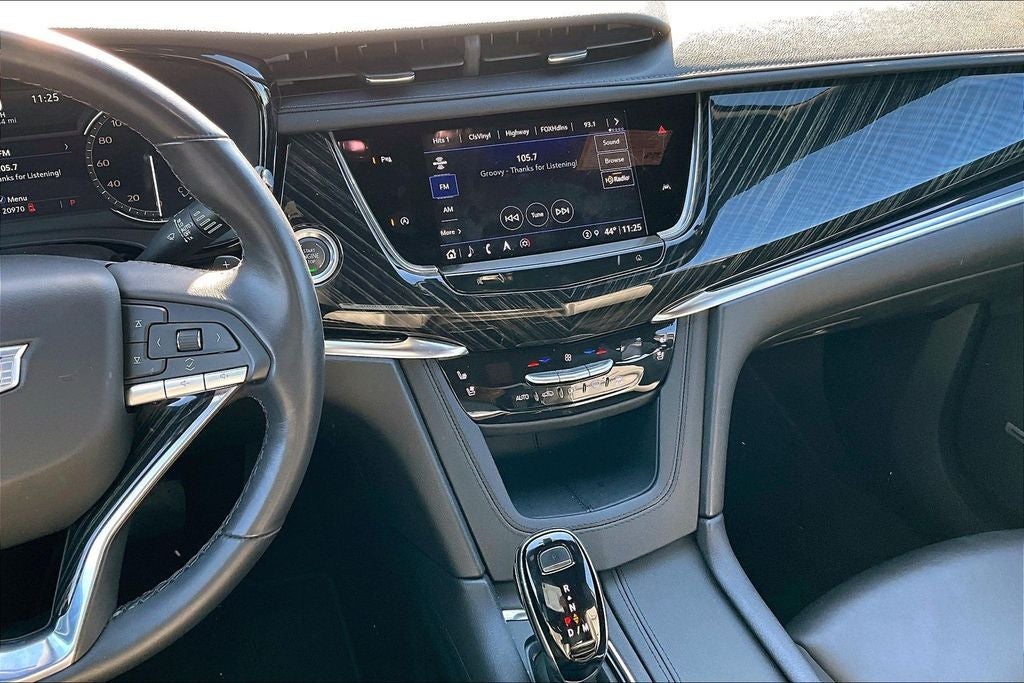 2025 Cadillac XT6 Premium Luxury