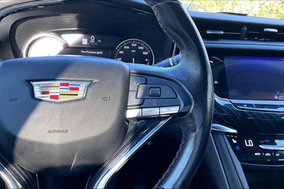 2023 Cadillac XT6 Premium Luxury