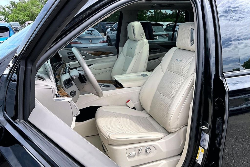 2023 Cadillac Escalade Sport Platinum