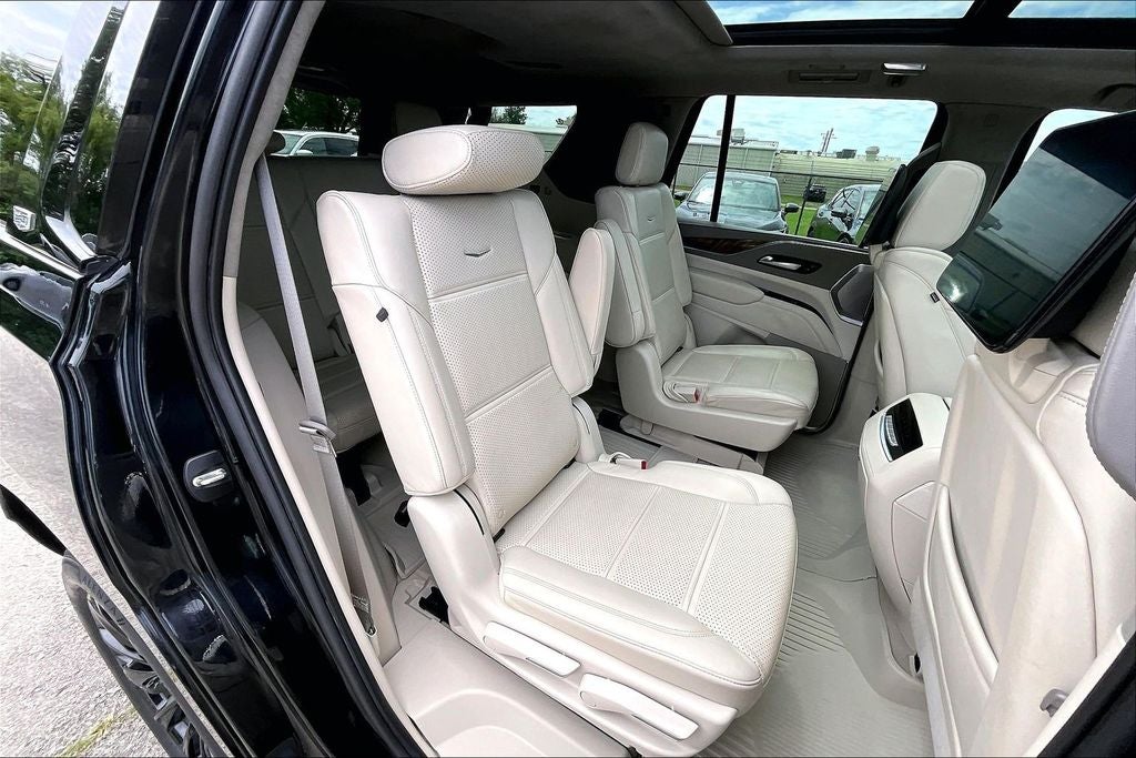 2023 Cadillac Escalade Sport Platinum
