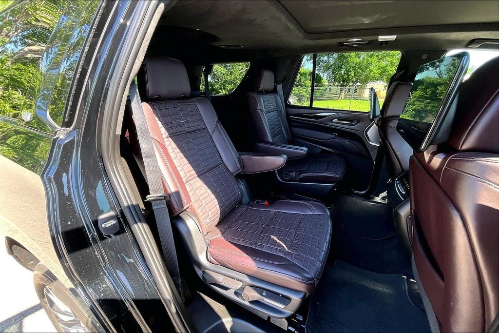 2023 Cadillac Escalade Sport Platinum