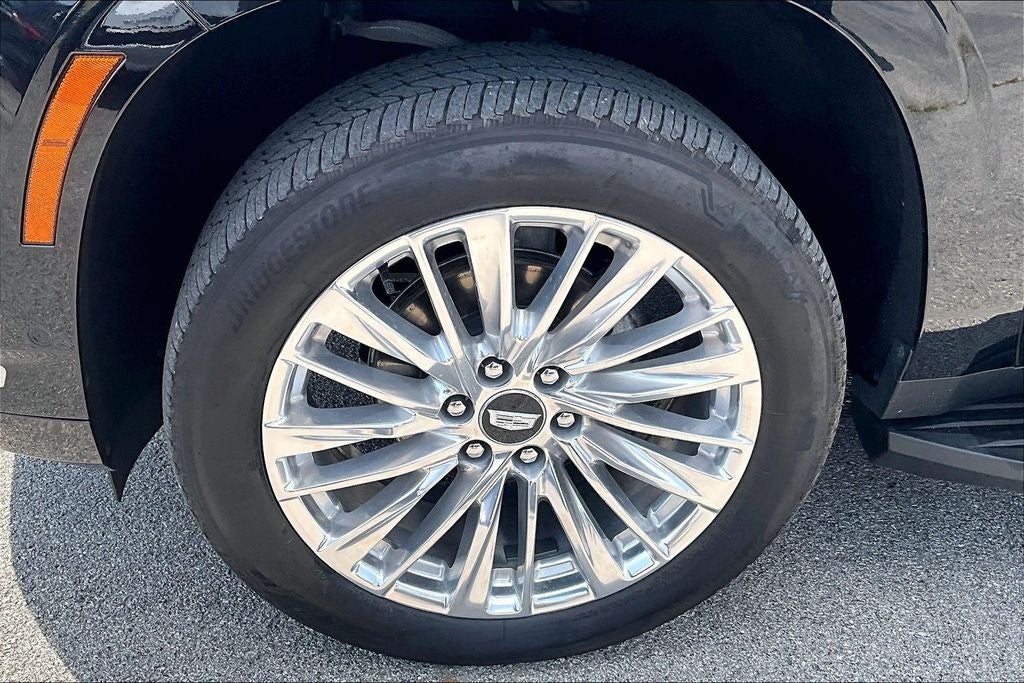 2025 Cadillac Escalade ESV Premium