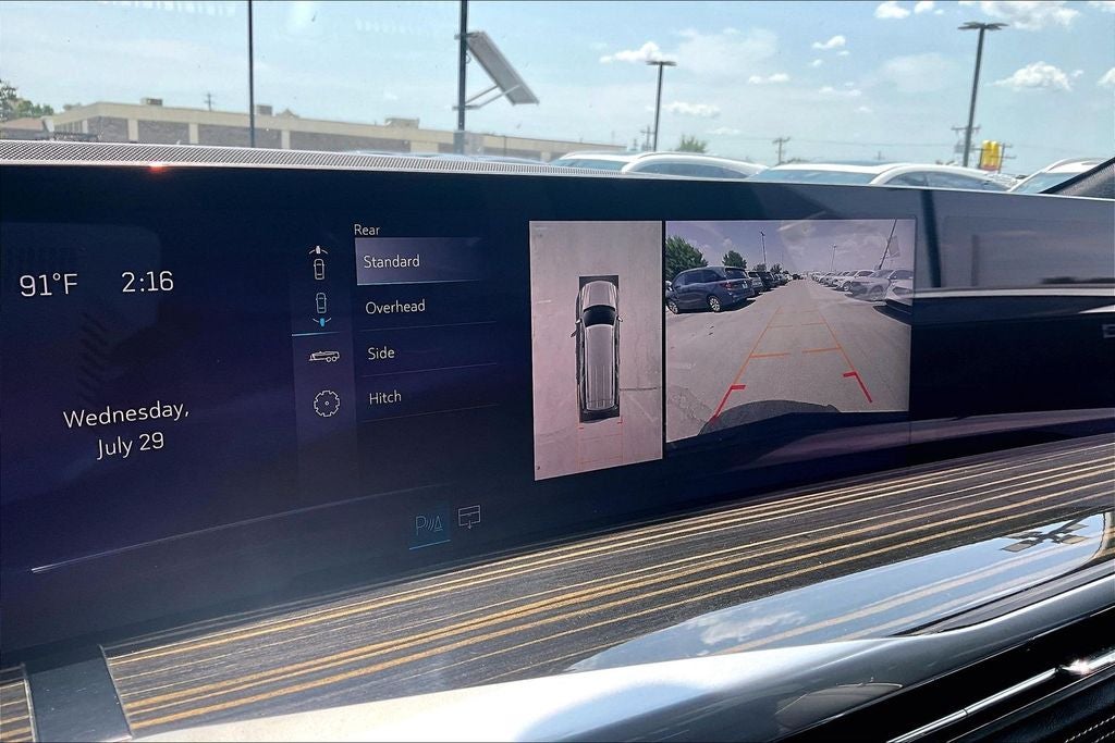 2025 Cadillac Escalade ESV Premium