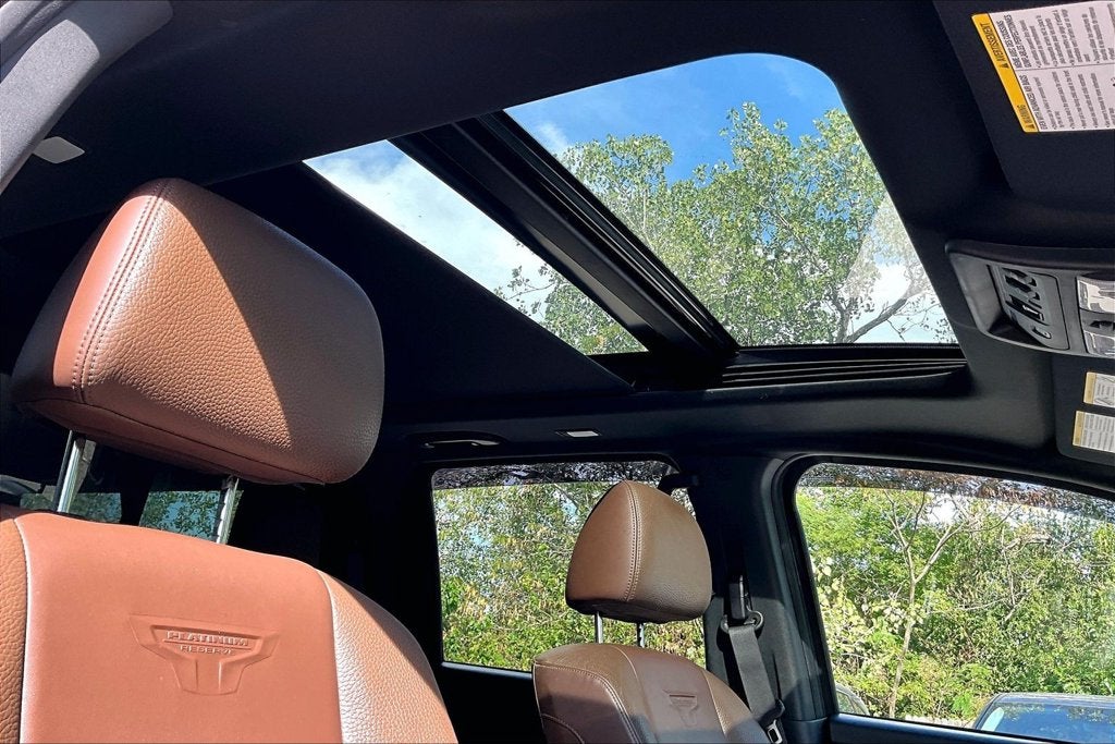 2022 Nissan Titan Platinum Reserve