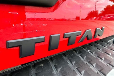 2024 Nissan Titan PRO-4X