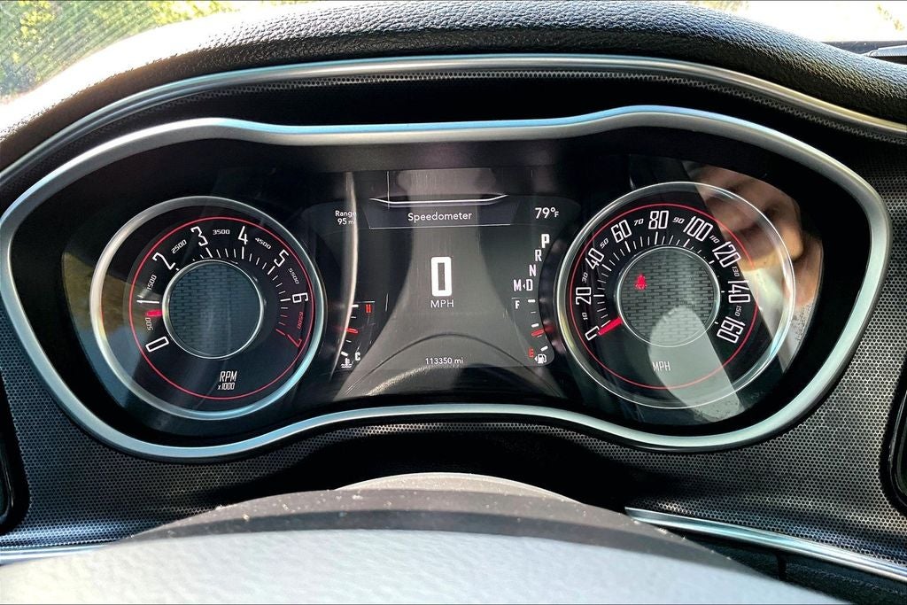 2015 Dodge Challenger SXT