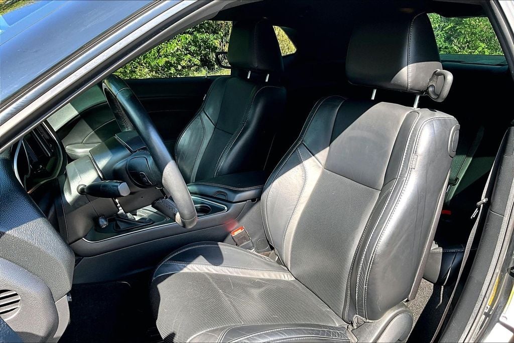 2015 Dodge Challenger SXT
