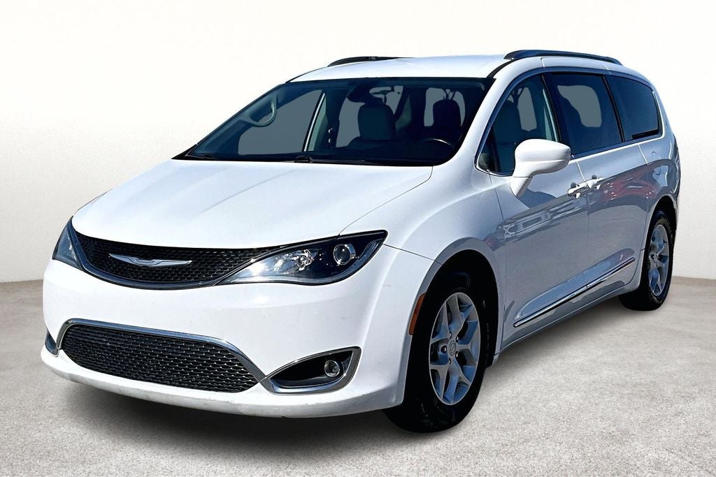 2017 Chrysler Pacifica Touring L Plus