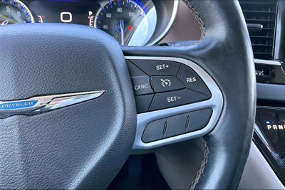 2017 Chrysler Pacifica Touring L Plus