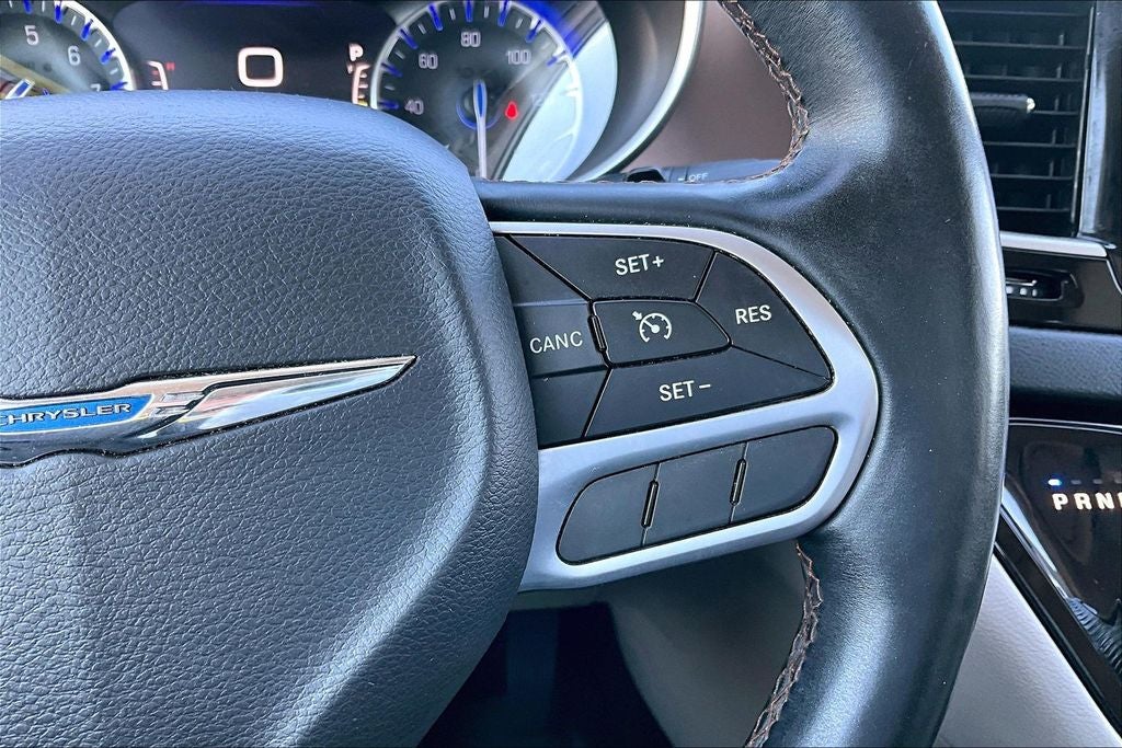 2017 Chrysler Pacifica Touring L Plus