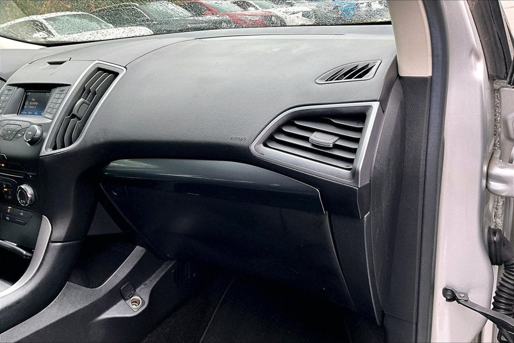2016 Ford Edge SE