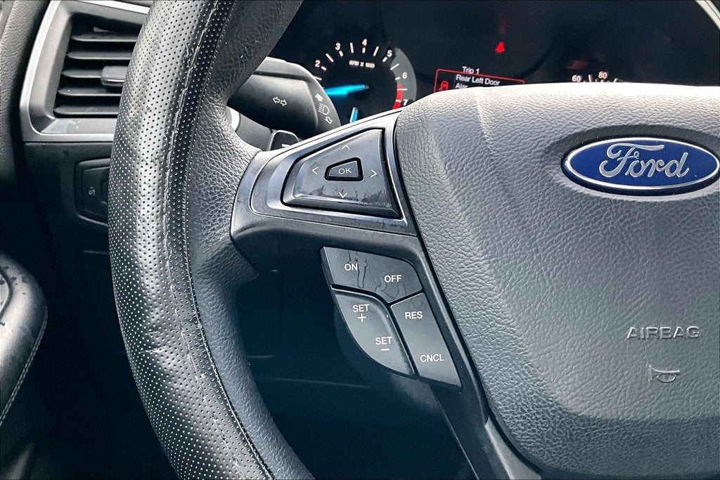 2016 Ford Edge SE