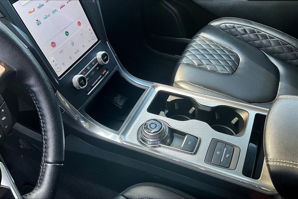 2024 Ford Edge Titanium