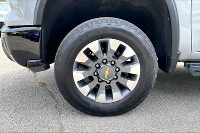 2024 Chevrolet Silverado 2500HD Custom