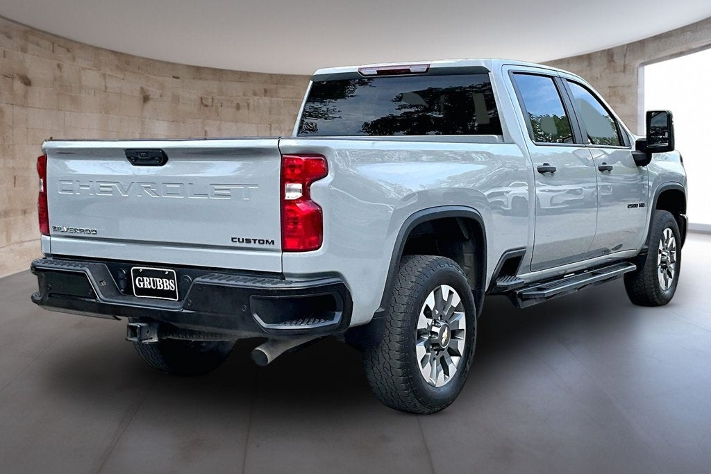 2024 Chevrolet Silverado 2500HD Custom