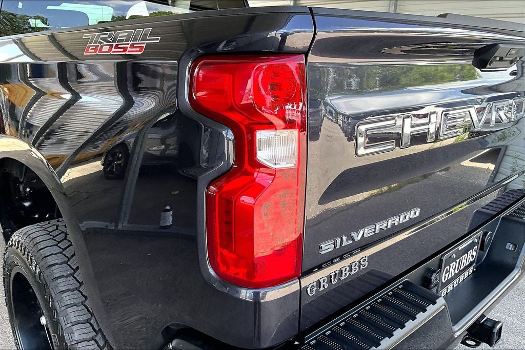 2023 Chevrolet Silverado 1500 Custom Trail Boss