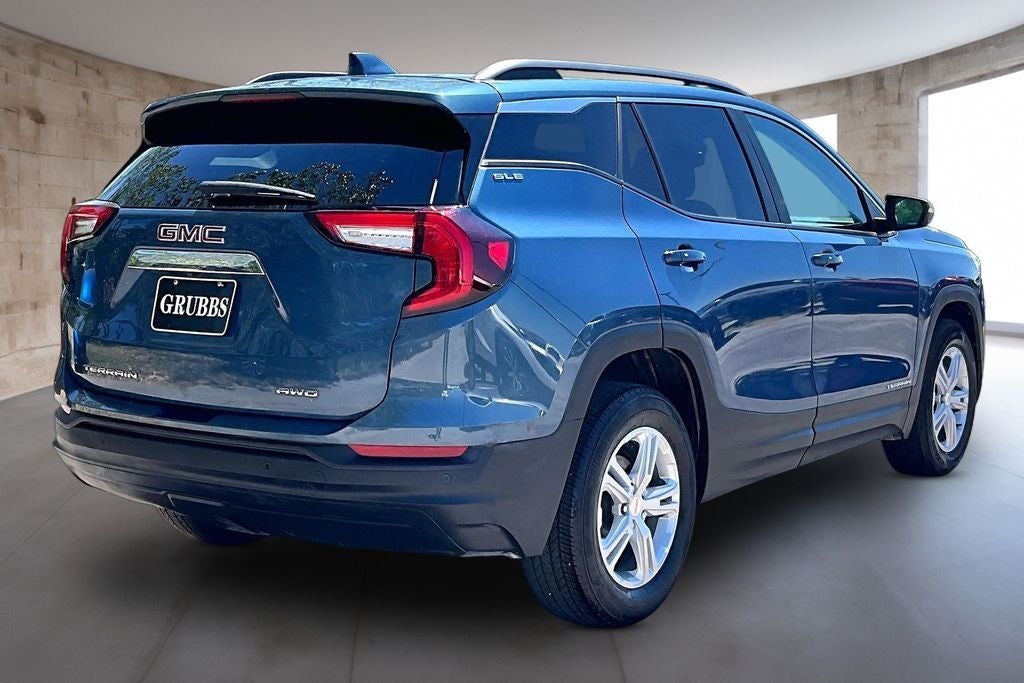 2024 GMC Terrain SLE