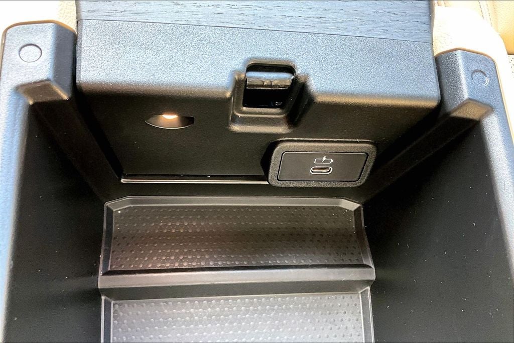 2023 BMW 3 Series 330e iPerformance