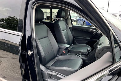 2018 Volkswagen Tiguan 2.0T SEL 4Motion