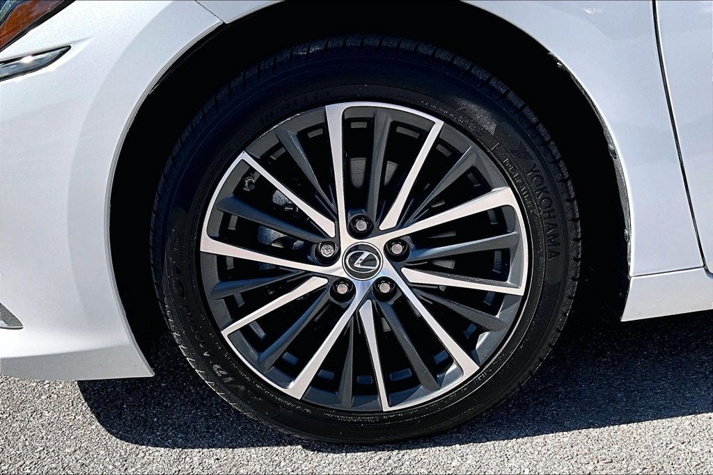 2024 Lexus ES 350