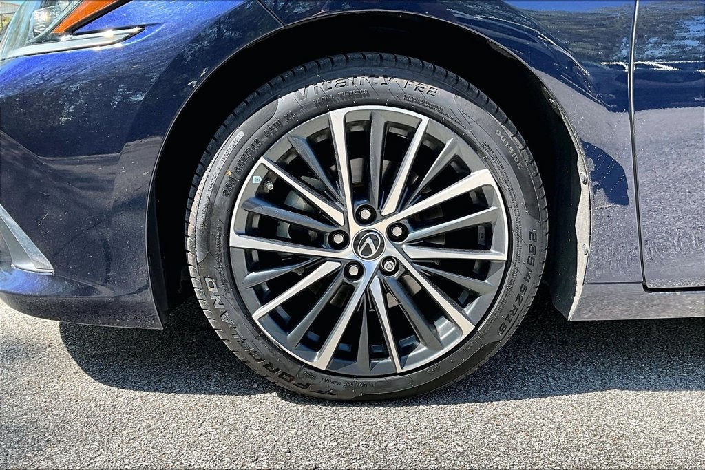 2022 Lexus ES 350